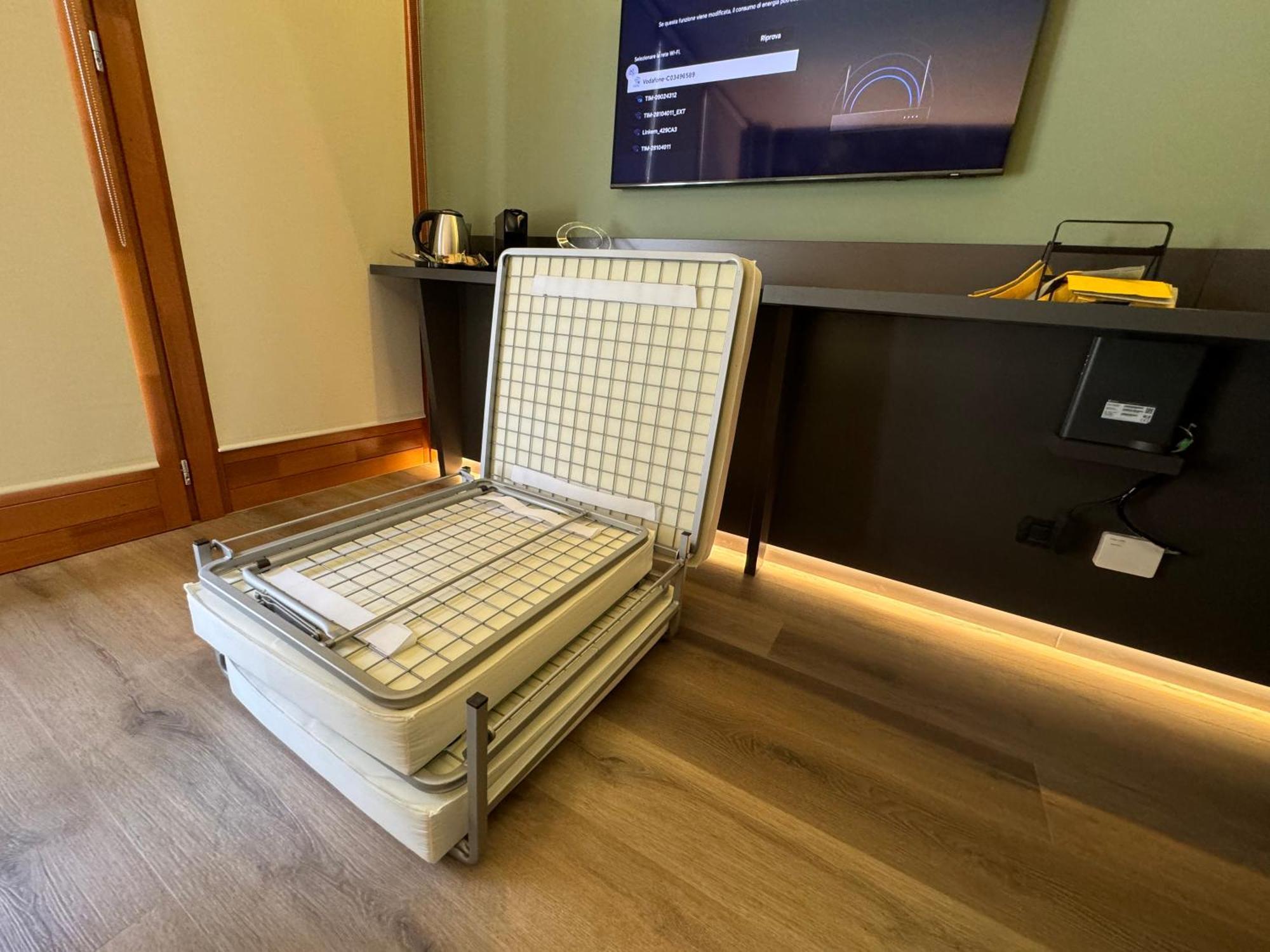 Casa Vacanze Clorofilla Bergamo Luaran gambar